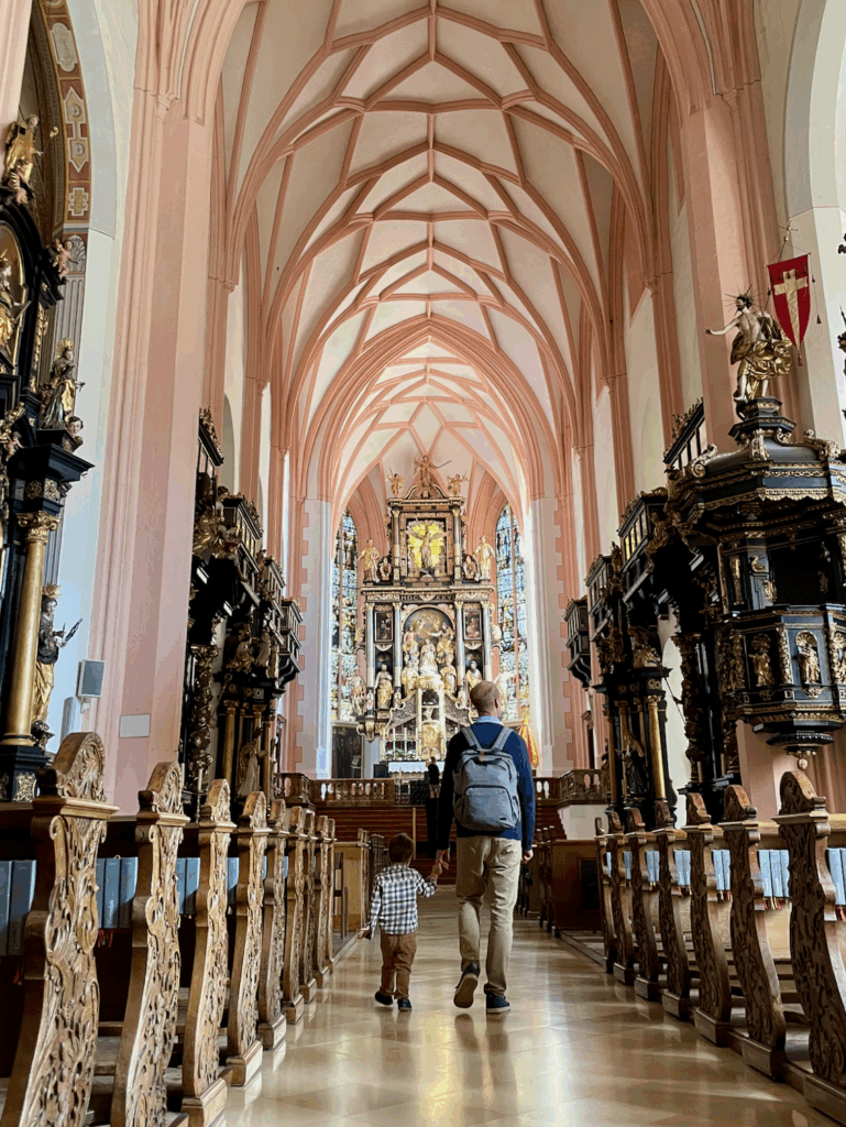 shift your mindset when traveling